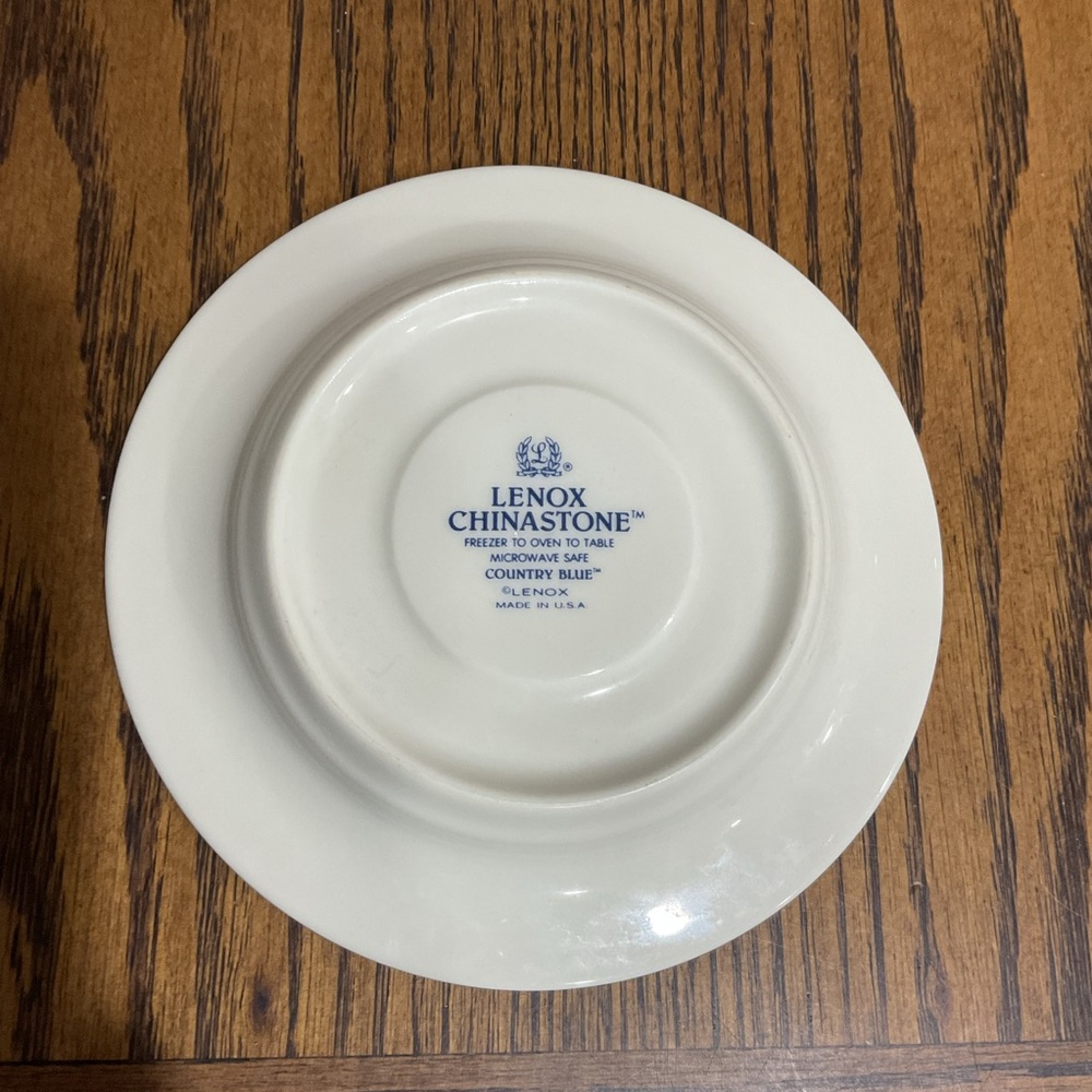 Lenox Chinastone White Saucer with Blue Floral Scroll Border - Picture 2 of 3